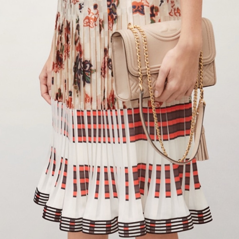FLEMING SMALL CONVERTIBLE SHOULDER BAG - Picture 3 of 4